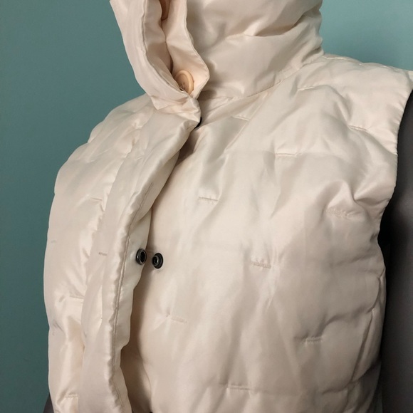 Talbots Petite Down Vest - Picture 2 of 6